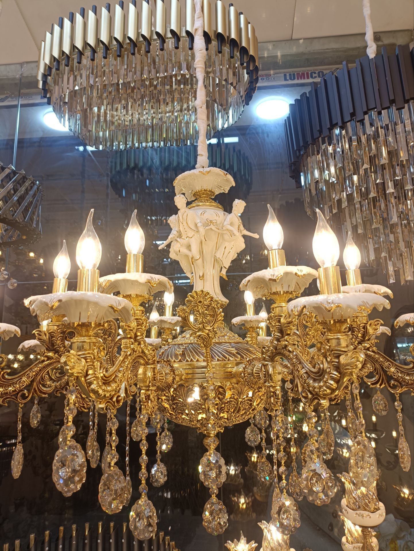 ویکتوریا سرامیک مجسمه