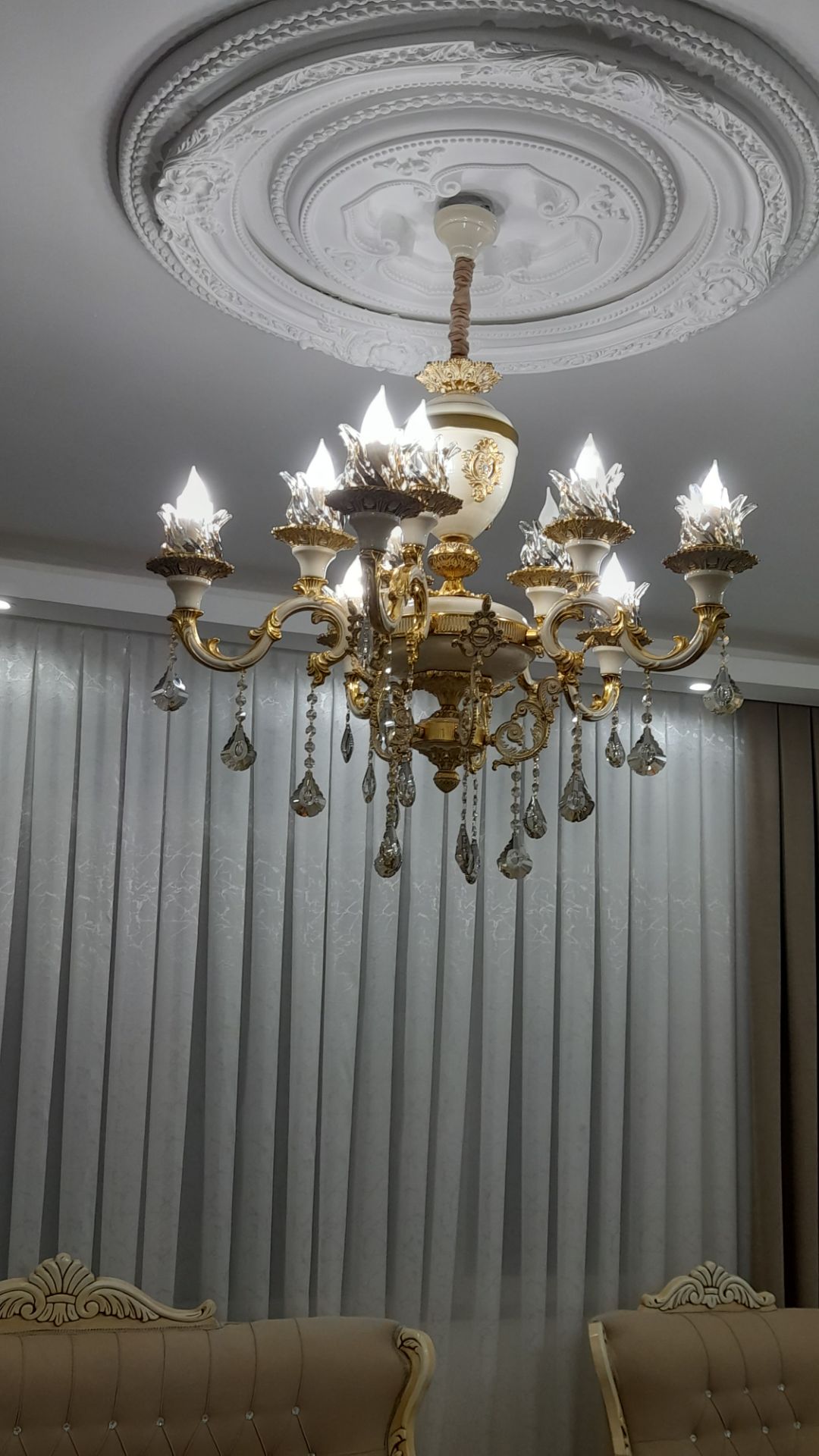 لوستر سلطنتی ایتالیا کاپی پتینه طلایی10شعله